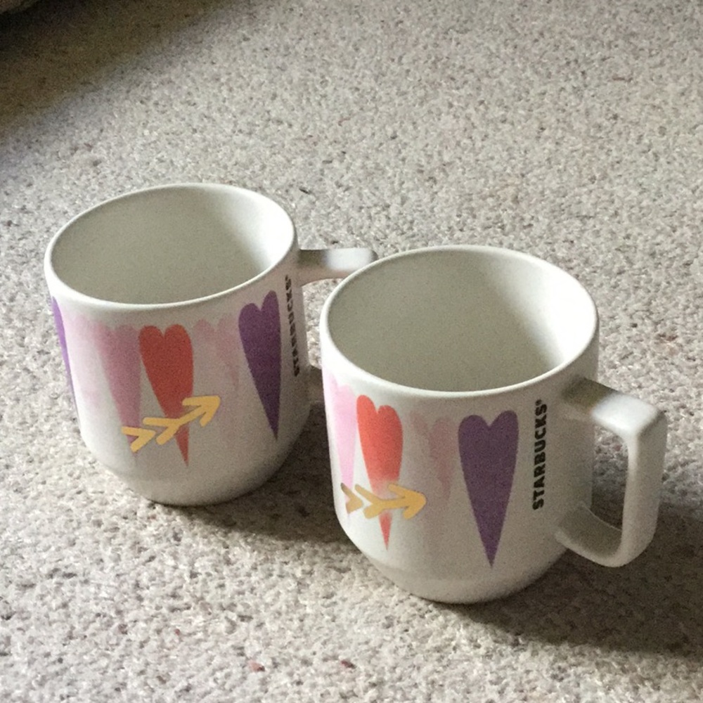 Starbucks 12oz coffee mugs lot of 2